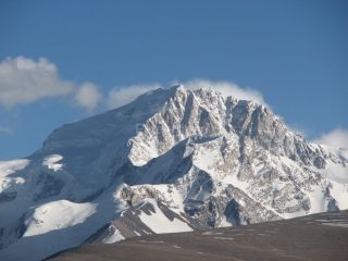 Shisha Pangma (8 013 m)