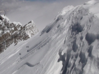 Východný vrchol Annapurny z hlavného vrcholu.