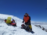 Pavel na vrchole K2.